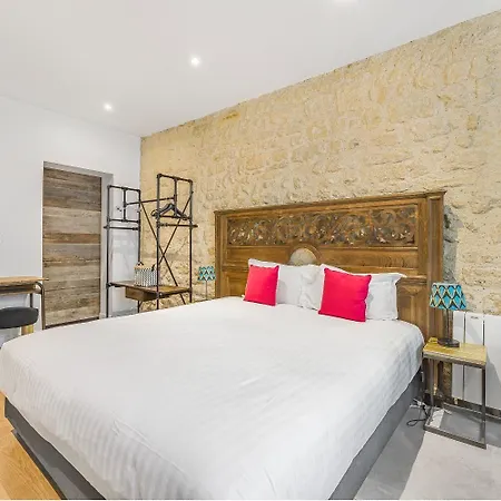 Paridily Circus Apartmán *