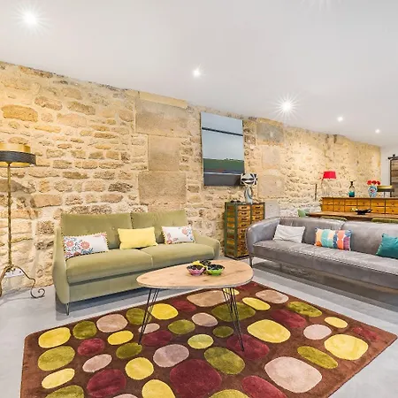 Paridily Circus Apartmán *